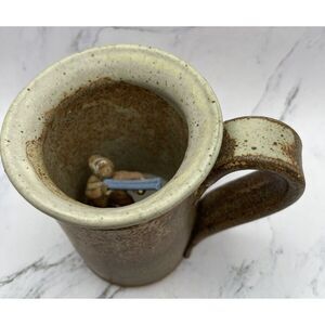 Art Pottery Surprise Hunter Inside Mug Brown‎ Hand Thrown Coffee Cup 4.5" Tall